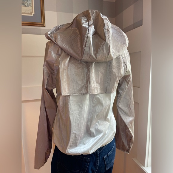 Lole Silver Running Jacket with Hood Size XS - Picture 2 of 9